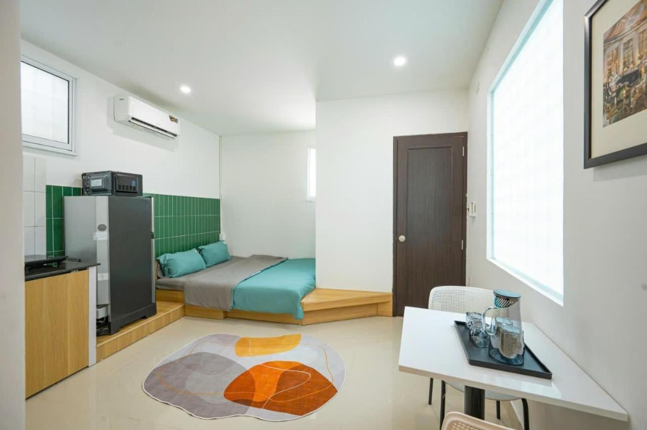 Q Hotel & Apartment Han Market دا نانغ المظهر الخارجي الصورة