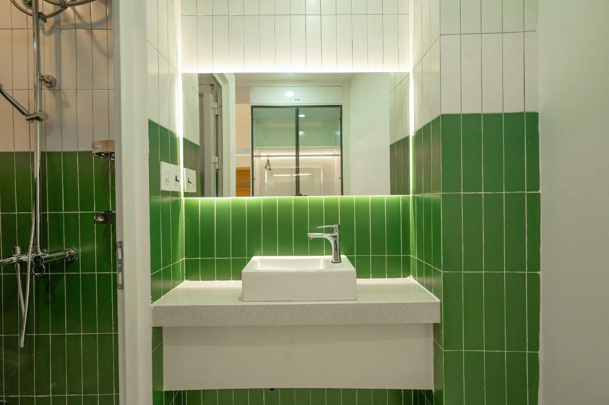Q Hotel & Apartment Han Market دا نانغ المظهر الخارجي الصورة